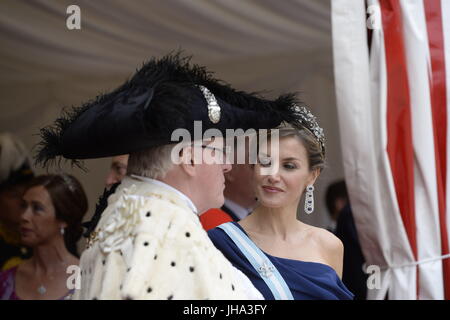 Londra, Regno Unito, Spagna. 13 Luglio, 2017. Regina Letizia di Spagna partecipa a una Cena ospitata da Andrew Parmley, signore sindaco sindaco della città di Londra, in onore di spagnolo Royals al Guildhall sulla luglio 13, 2017 a Londra. Credit: Jack Abuin/ZUMA filo/Alamy Live News Foto Stock