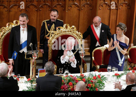 Re spagnolo Felipe VI, Regina Letizia e Andrew Parmley durante la cena di gala in occasione per la loro visita ufficiale in Regno Unito a Londra il giovedì il 13 luglio 2017. Il secondo giorno del loro tour di 3 giorni del Regno Unito Foto Stock