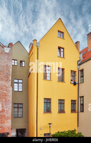 Facciate di case casamento in Torun città vecchia, Polonia. Foto Stock