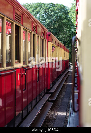 Manx treni vittoriano accanto a ciascun altro Foto Stock