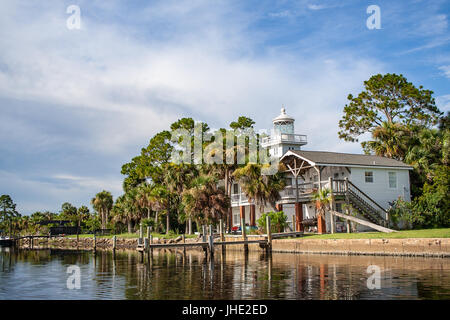 Luglio 2017, Porta San Joe, Florida: una vista di San Giuseppe Point Lighthouse dall'alloggiamento. Foto Stock