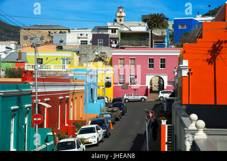 Gli edifici colorati case in Bo-Kaap, Quartiere Malay, Cape Town, Western Cape, Sud Africa Foto Stock