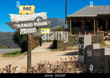 Un motel in Barrydale, sulla strada panoramica 62 nella provincia del Capo occidentale. Garden Route, piccolo Karoo. Foto Stock