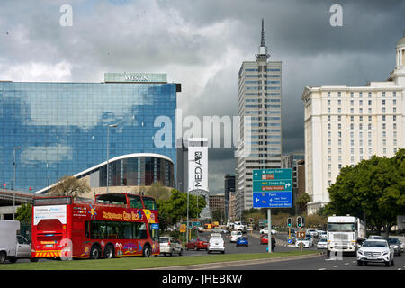 Città vista vedere bus tours nel business center di Cape Town Waterfront Sud Africa Foto Stock