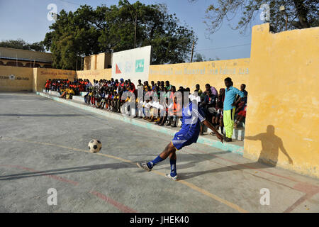 2015 03 01 Warta Nabadda Football-4 (16068870104) Foto Stock