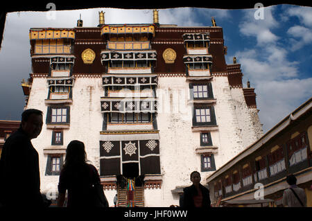All'interno di Palazzo del Potala ex capo residenza del Dalai Lama, Sito Patrimonio Mondiale dell'UNESCO, Lhasa, in Tibet, in Cina Foto Stock