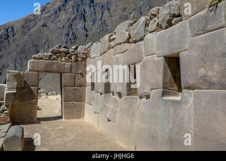 Ollantaytambo rovine Inca - Ollantaytambo, Valle Sacra, Perù Foto Stock