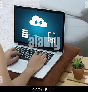 LIVE STREAMING Backup Download di copie di dati di elaborazione dati digitali trasferimento , lo streaming di file di download Foto Stock