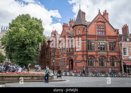 Grays Solicitors edificio in Duncombe Place, York,l'Inghilterra,UK Foto Stock