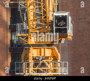 Dettaglio di una gru a torre in un cantiere sulla upper west side di Manhattan Foto Stock