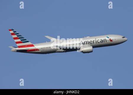 AMERICAN AIRLINES BOEING 777 Foto Stock