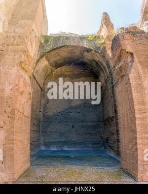 Terme di Caracalla, antiche rovine del pubblico romano Terme costruite dall'imperatore Caracalla in Roma, Italia Foto Stock