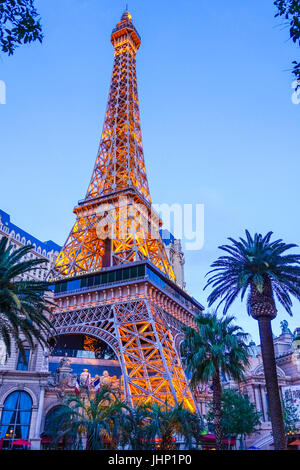 Famosa Torre Eiffel a Parigi Hotel e Casinò di Las Vegas - Las Vegas / NEVADA - 25 aprile 2017 Foto Stock