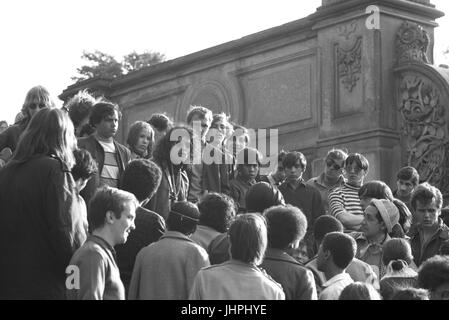 David Peel (con gli occhiali) nel parco centrale 1969 Foto Stock