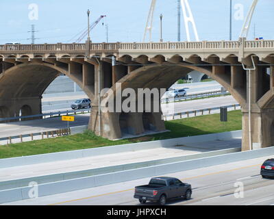 Il nuovo progetto a ferro di cavallo Interchange Foto Stock