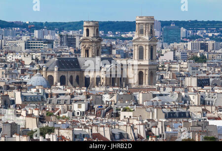 La veduta aerea della chiesa di Saint Sulpice e paesaggio parigino, Parigi, Francia. Foto Stock