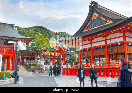 Kyoto, Giappone, 2017 - Santuario nel Parco di Maruyama Yasaka lo Shintoismo Foto Stock