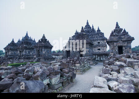 Il Candi Plaosan tempio buddista nel complesso Prambanan Yogyakarta Indonesia Foto Stock