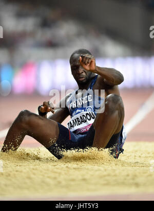 Londra Inghilterra - Luglio 15, 2017: Moussa Tambadou (FRA), durante gli Uomini Salto in lungo T38 al mondo Para atletica campionati, Londra 2017, sabato. Foto : Taka G Wu Foto Stock