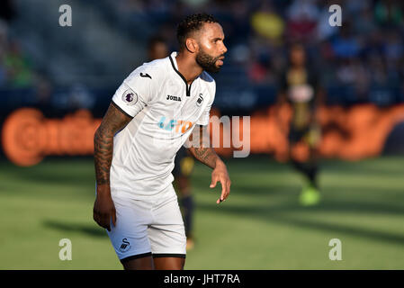 Chester, Pennsylvania, USA. Il 15 luglio 2017. Swansea City defender KYLE BARTLEY (27) mostrato durante un internazionale amichevole giocata a Talen Energy Stadium di Chester, PA. Swansea e l'Unione europea ha giocato per un 2-2 a. Credito: Ken Inness/ZUMA filo/Alamy Live News Foto Stock