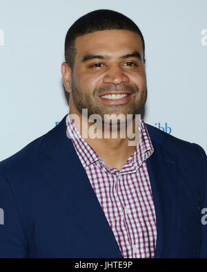 Shawne Merriman partecipa al terzo anno umanitario dello Sport LA LIVE NOVO Los Angeles luglio 11,2017. Foto Stock