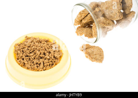 Alimentazione per cuccioli e cani di razze piccole. Foto Studio Foto Stock