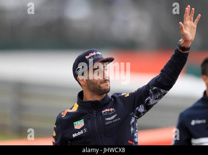 Red Bull Daniel Ricciardo durante il driver parade presso il 2017 British Grand Prix sul circuito di Silverstone, Towcester. Foto Stock