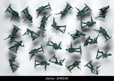 Molti toy soldiers presa da sopra Foto Stock