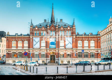 Helsinki, Finlandia - 6 Dicembre 2016: design finlandese Museo o Designmuseo edificio. Ricerche Designmuseum, raccoglie, archivia e documenti di progettazione, un Foto Stock