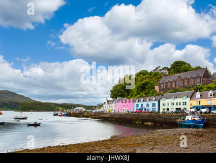 Il porto a Portree, Isola di Skye, Highland, Scotland, Regno Unito Foto Stock