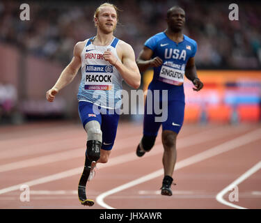 Londra, Regno Unito. 16 Luglio, 2017. Jonnie Peacock in uomini 100M T44 durante il mondo Para Atletica Londra 2017 a Londra Stadium di domenica. Foto : Taka G Wu Credito: Taka Wu/Alamy Live News Foto Stock