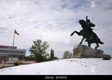 Statua equestre di Alexander Suvorov circondato da neve, Tiraspol, Transnistria Moldavia Foto Stock