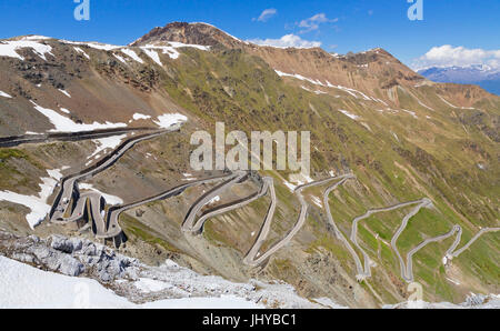 Strada del giogo Stilfser (Passo Stelvio passo dello Stelvio), Val Venosta, Alto Adige, Italia - Strada al Passo dello Stelvio, Val Venosta, Alto Adige, Foto Stock