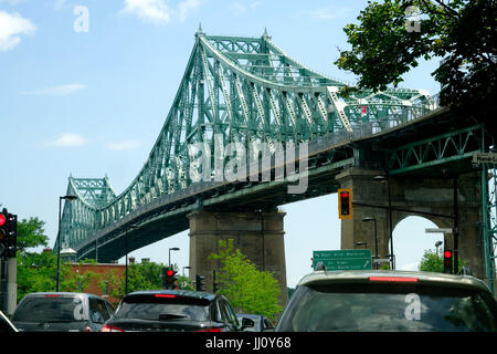 Montreal, Canada, 16 luglio, 2017. Jacques Cartier ponte che attraversa il fiume St-Lawrence in Montréal, Québec.Credit:Mario Beauregard/Alamy Live News Foto Stock