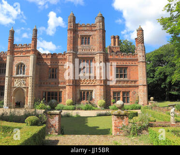 Oriente Barsham, Manor House, inizi del XVI secolo, Tudor manor, facciata a sud, sud-est wing, Norfolk, Inghilterra, Regno Unito Foto Stock