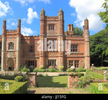 Oriente Barsham, Manor House, inizi del XVI secolo, Tudor manor, facciata a sud, sud-est wing, Norfolk, Inghilterra, Regno Unito Foto Stock