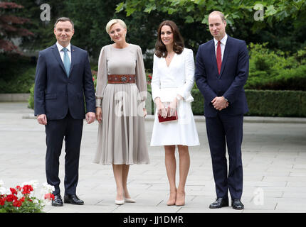 Il Duca e la Duchessa di Cambridge incontrano il Presidente Andrzej Duda e sua moglie, Agata, nel palazzo presidenziale di Varsavia, Polonia, il primo giorno del loro tour di cinque giorni di Polonia e Germania. Foto Stock