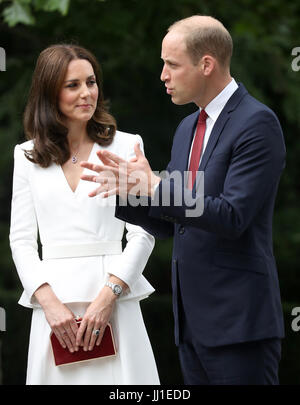 Il Duca e la Duchessa di Cambridge incontrano il Presidente Andrzej Duda e sua moglie, Agata, nel palazzo presidenziale di Varsavia, Polonia, il primo giorno del loro tour di cinque giorni di Polonia e Germania. Foto Stock