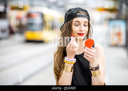 Disegno donna labbra all'aperto Foto Stock