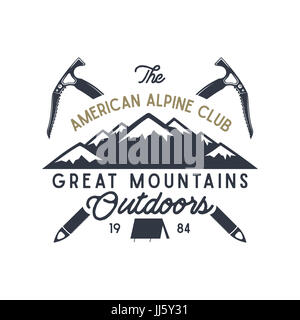 Grandi montagne all'aperto etichetta. Vintage disegnati a mano travel design. Per il camp tazze, t shirt stampe. Tipografia elementi inclusi. isolare su bianco Foto Stock
