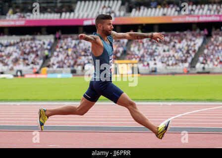 Christos Koutoulias in Grecia compete nel Triple Jump T47 durante il quarto giorno dei Campionati Mondiali di Atletica Para 2017 allo stadio di Londra. PREMERE ASSOCIAZIONE foto. Data immagine: Lunedì 17 luglio 2017. Vedi PA storia ATLETICA Para. Photo credit should Read: Victoria Jones/PA Wire. Foto Stock