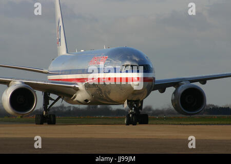 AMERICAN AIRLINES BOEING 777 Foto Stock