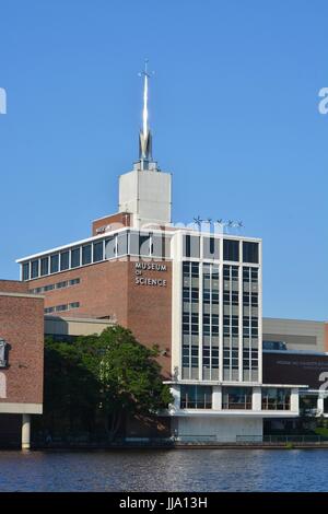 Il West End di Boston, Massachusetts come si vede dal Fiume Charles Foto Stock