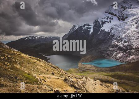 Ausangate glaciale gamma di montagna & laghi, Perù Foto Stock