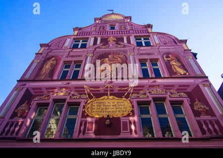 Il pittoresco hotel de ville municipio Mulhouse Alsace Francia Foto Stock