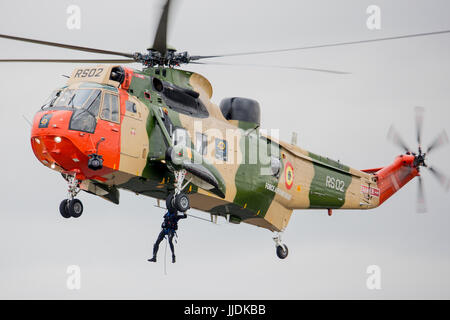 Un belga westland sea king mk 48 elicottero ha dimostrato un air rescue al riat 2017 Foto Stock
