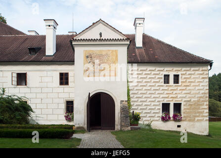 Goldenkron, Repubblica Ceca, entrata dell'edificio del monastero di Zlata Koruna Foto Stock