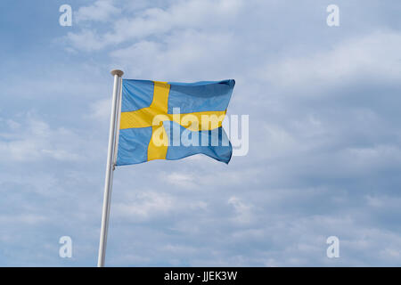 Bandiera della Svezia nel cielo Foto Stock