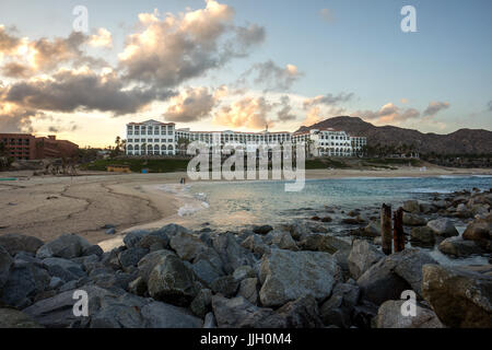 Hotel al tramonto, Cabo San Lucas, Messico Foto Stock