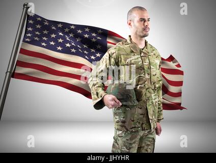 Permanente militare contro la bandiera americana Foto Stock